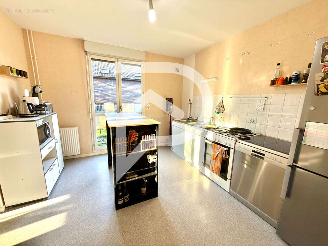 Maison à NEUILLY-SUR-SUIZE