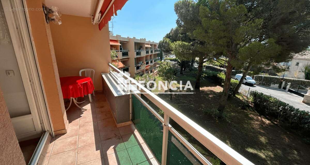 Appartement à BORMES-LES-MIMOSAS