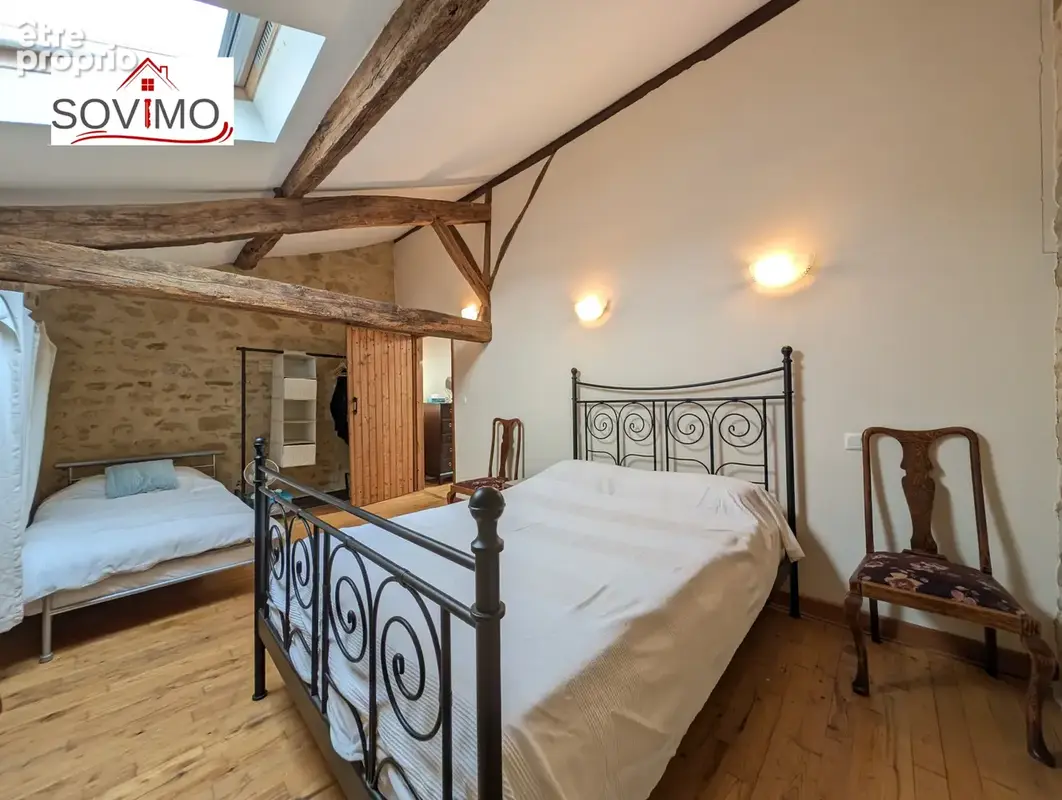 Charme & confort : maison avec jardin séparé et authentique four à pain - photo 13