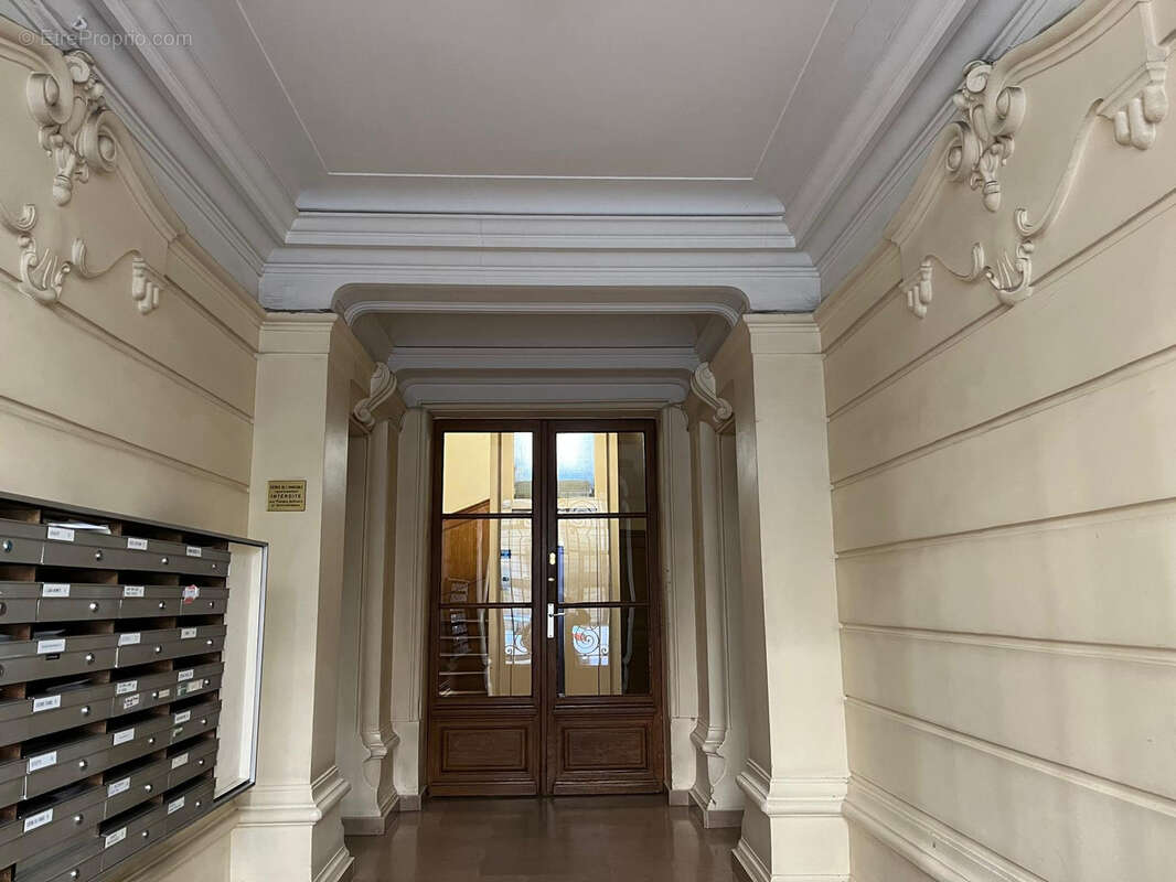 Appartement à PARIS-18E