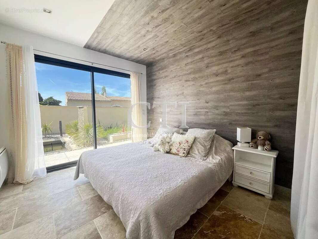 Maison à VAISON-LA-ROMAINE