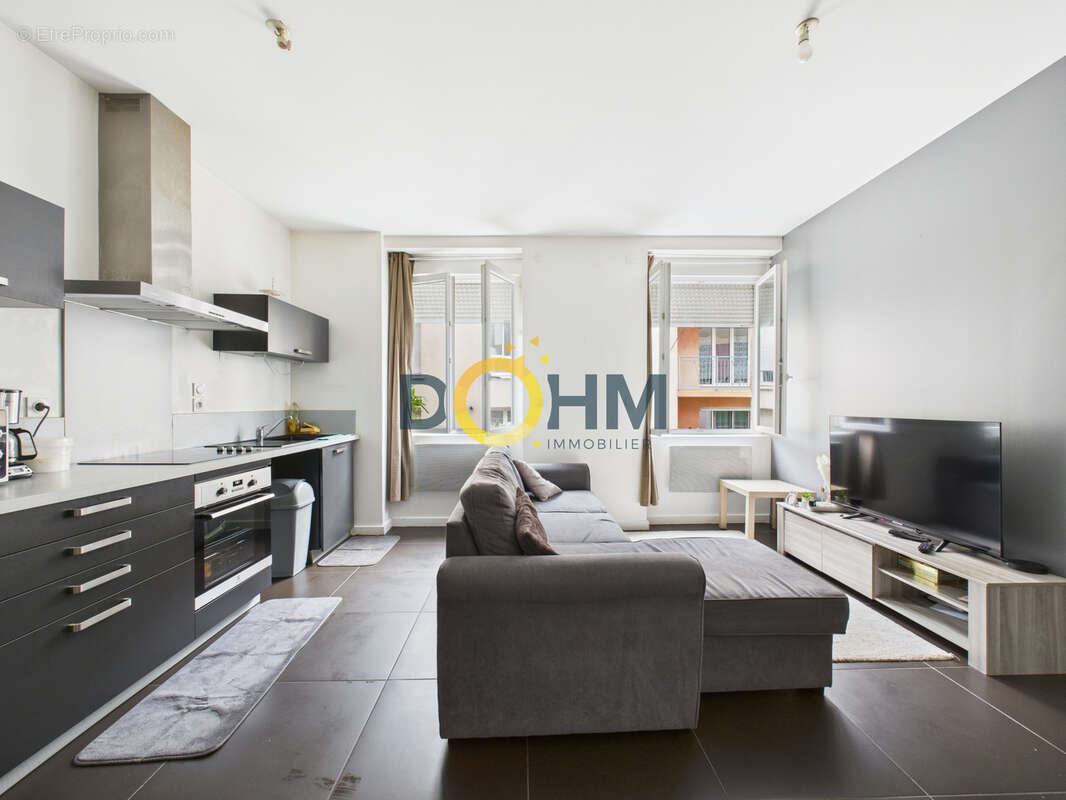 Appartement à SAINT-ETIENNE