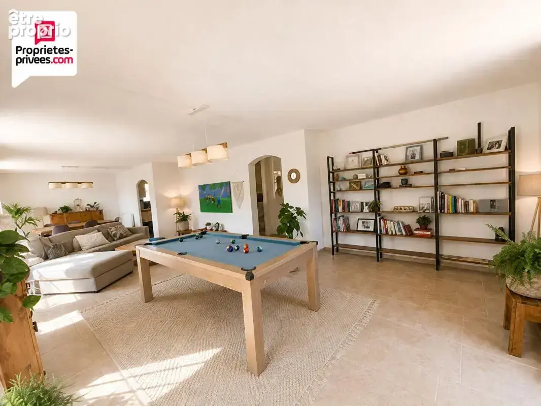 Mas de 2010 5 pièces 170m² Village à pied - photo 2