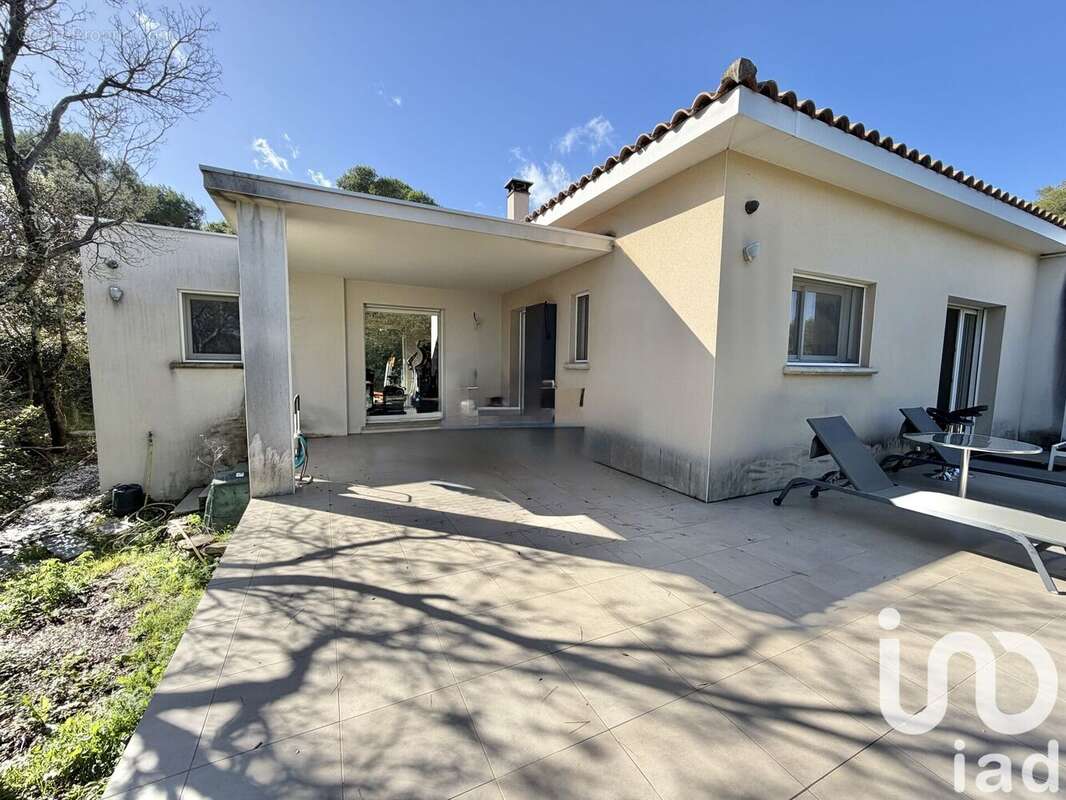 Photo 3 - Maison à NIMES