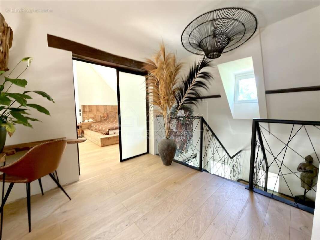 Maison à NOISY-SUR-ECOLE