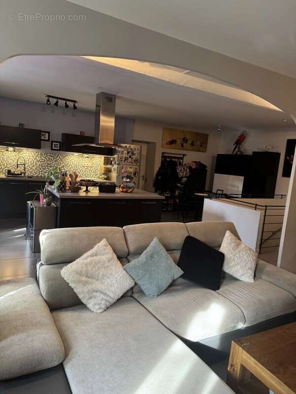 Appartement à SALON-DE-PROVENCE