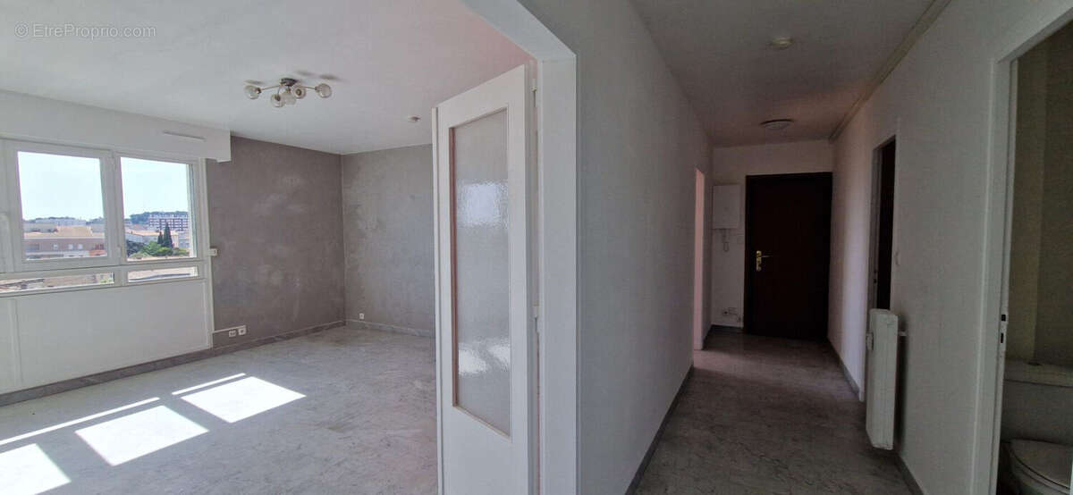Appartement à NIMES