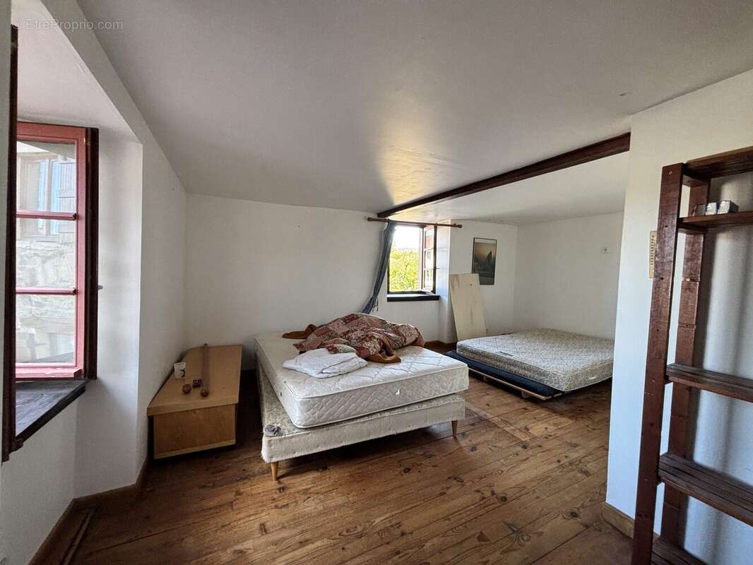 Maison à CHENELETTE