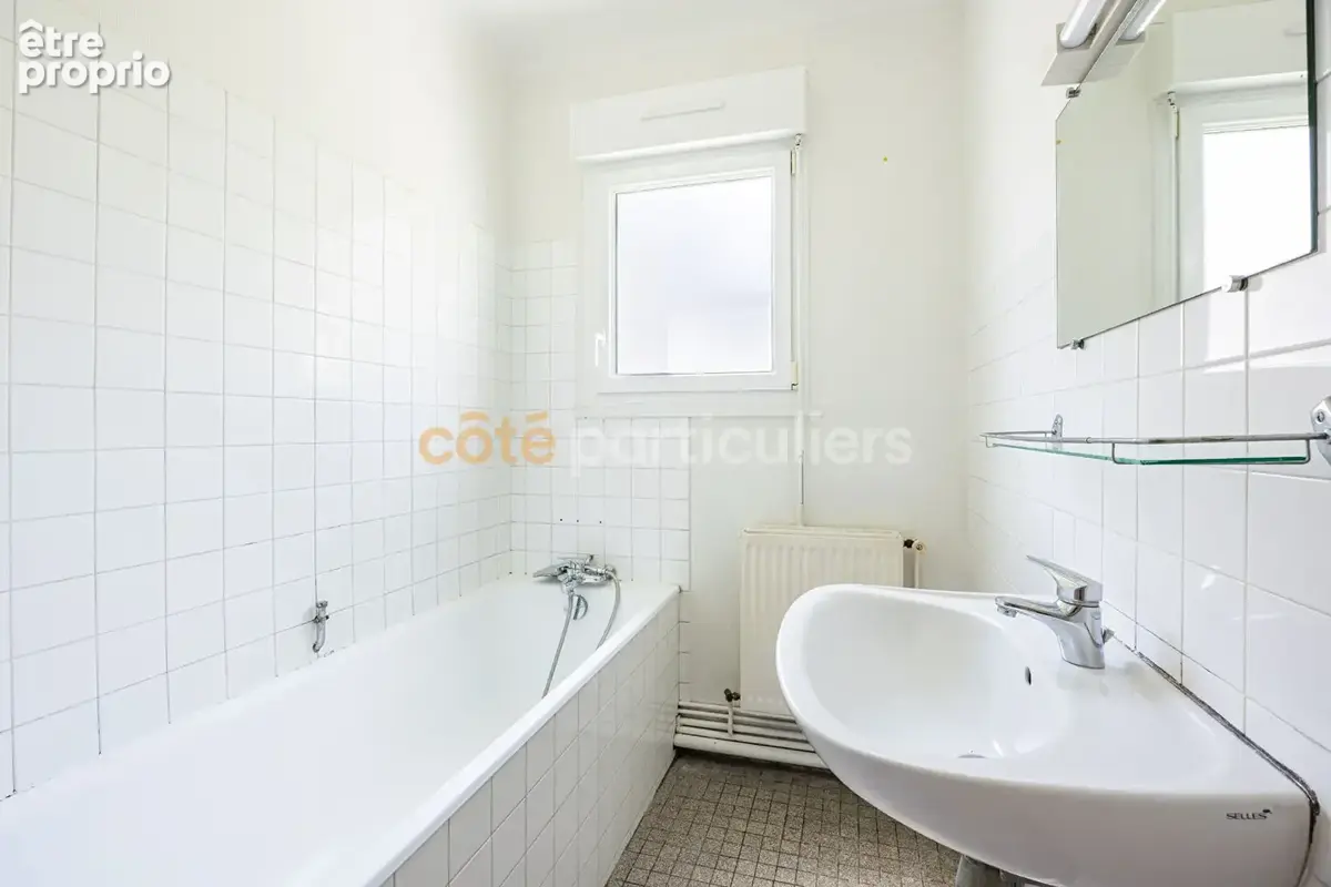 Ile de versailles -- appartement t4 -- 91m2 -- 2 chambres -- vue sur l'erdre  --  jardin partagé -- garage possible -- proximite - photo 8
