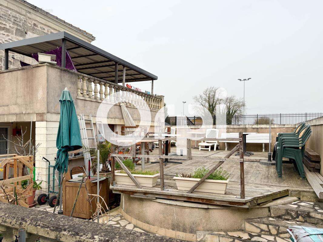 Commerce à ROCHEFORT