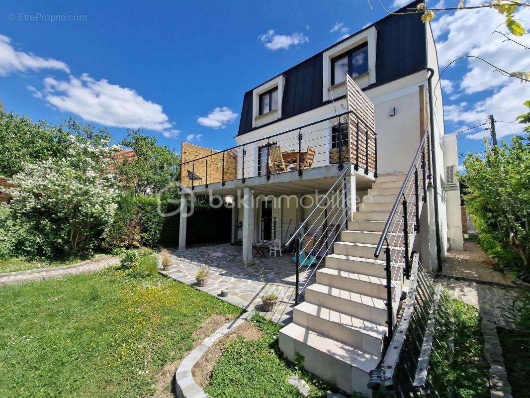 Maison à GOURNAY-SUR-MARNE