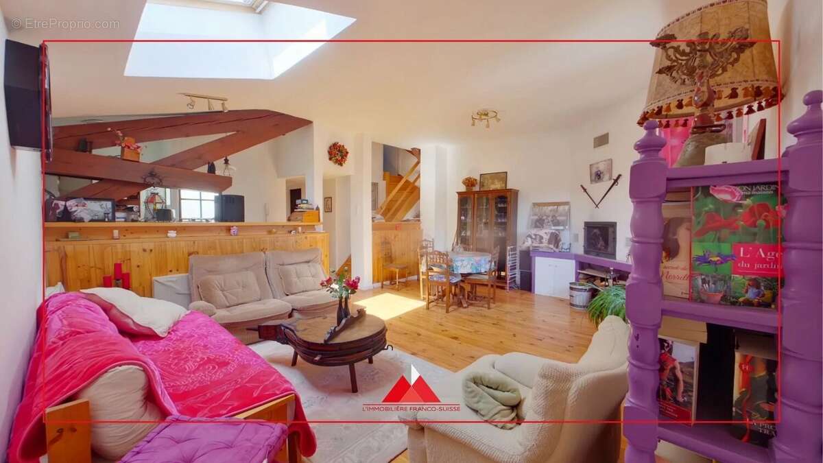 Maison de village avec garage et parcelle clôturée - photo 2