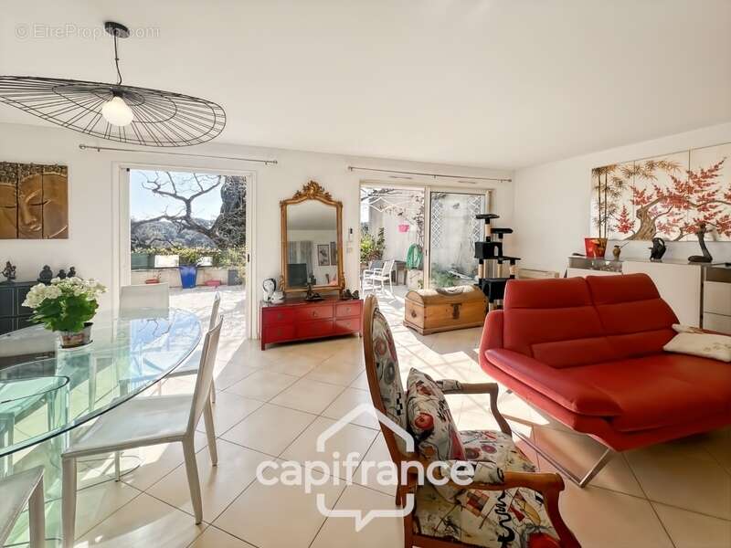 Appartement à HYERES