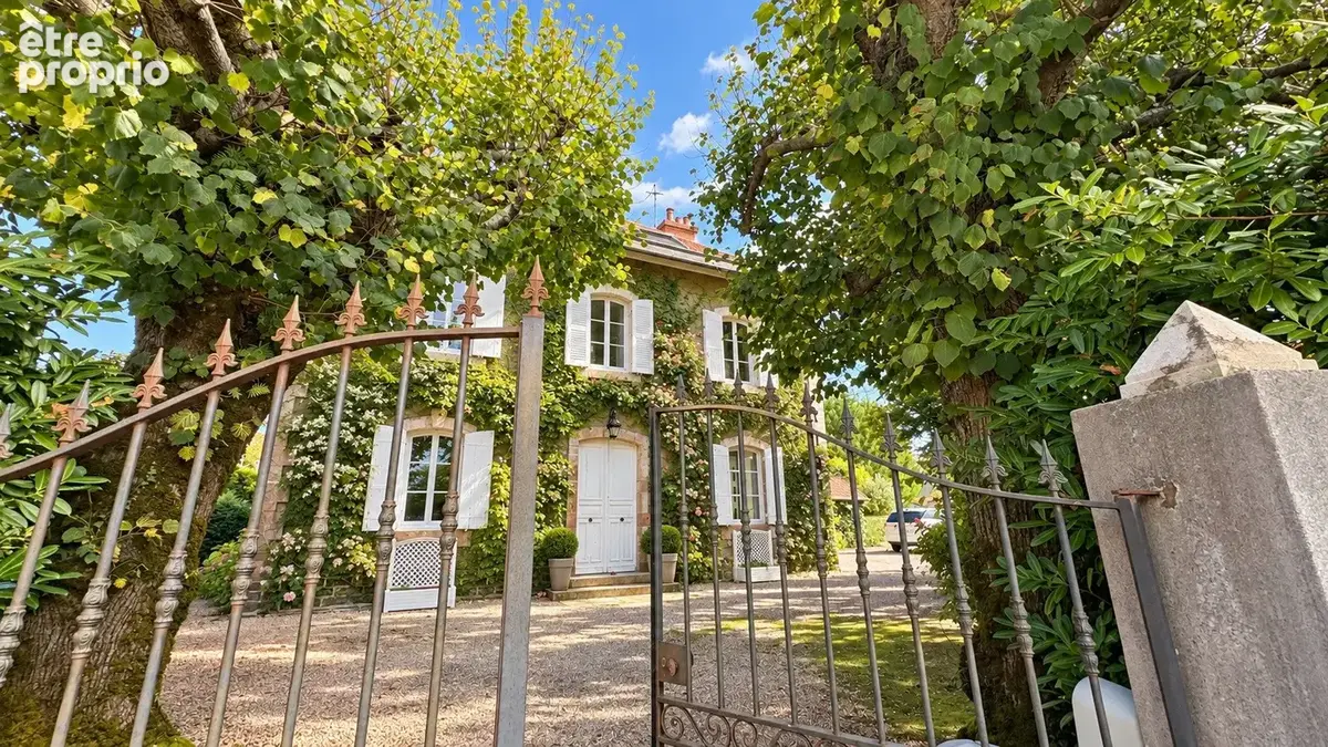 Maison de maître à vendre proche de Saint-Martin-de-Seignanx  Propriété de caractère avec piscine et dépendance - photo 4