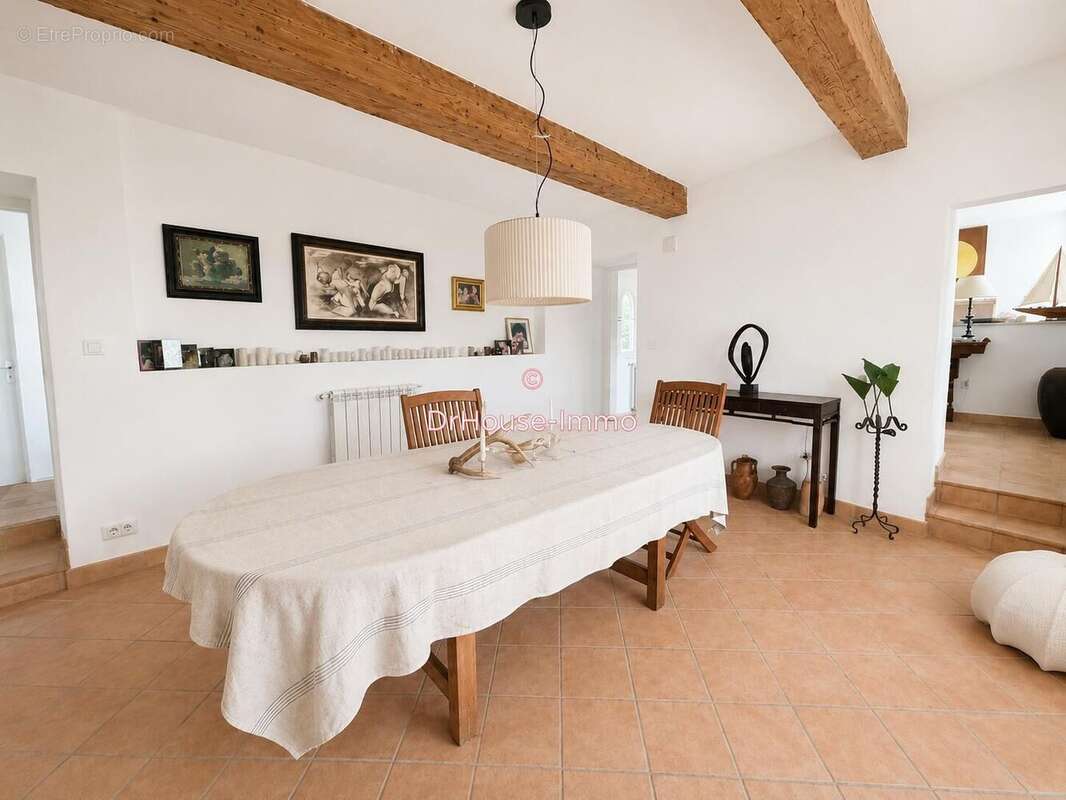 Maison 324 m² à Pellegrue  - photo 26