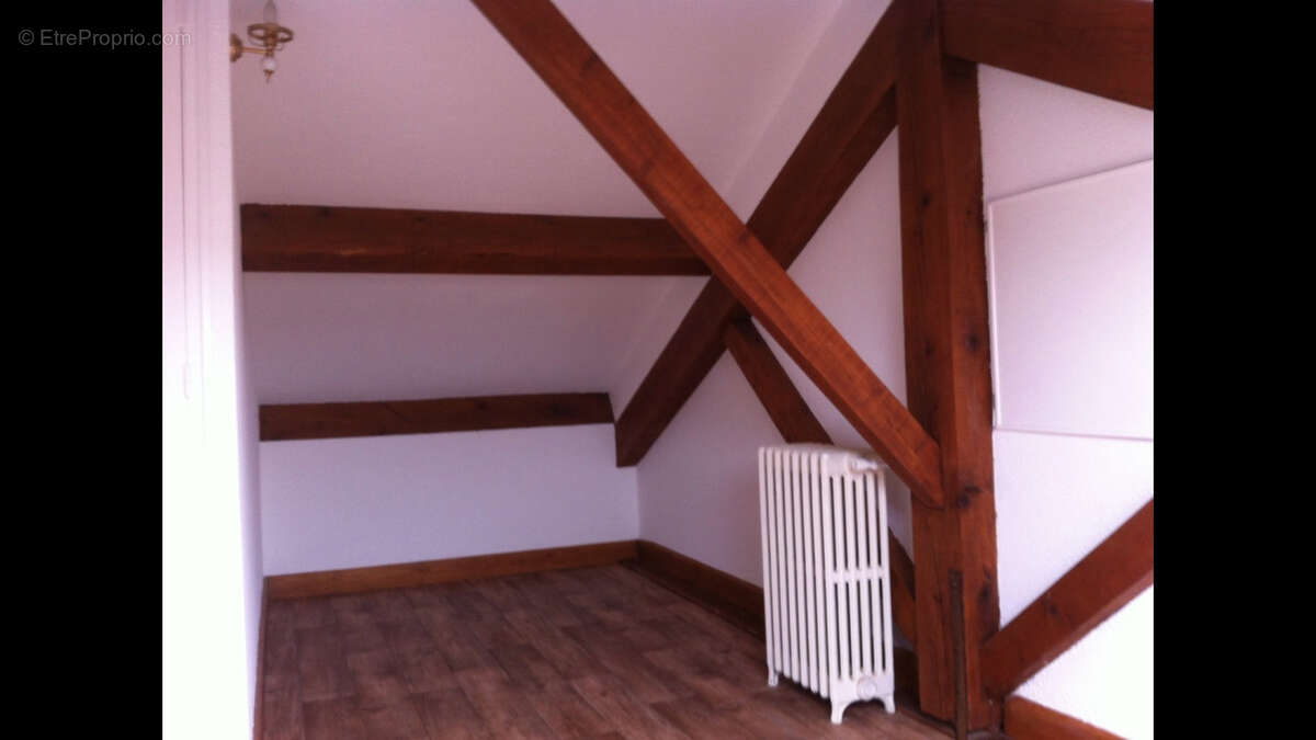 Appartement à BOURG-DE-PEAGE