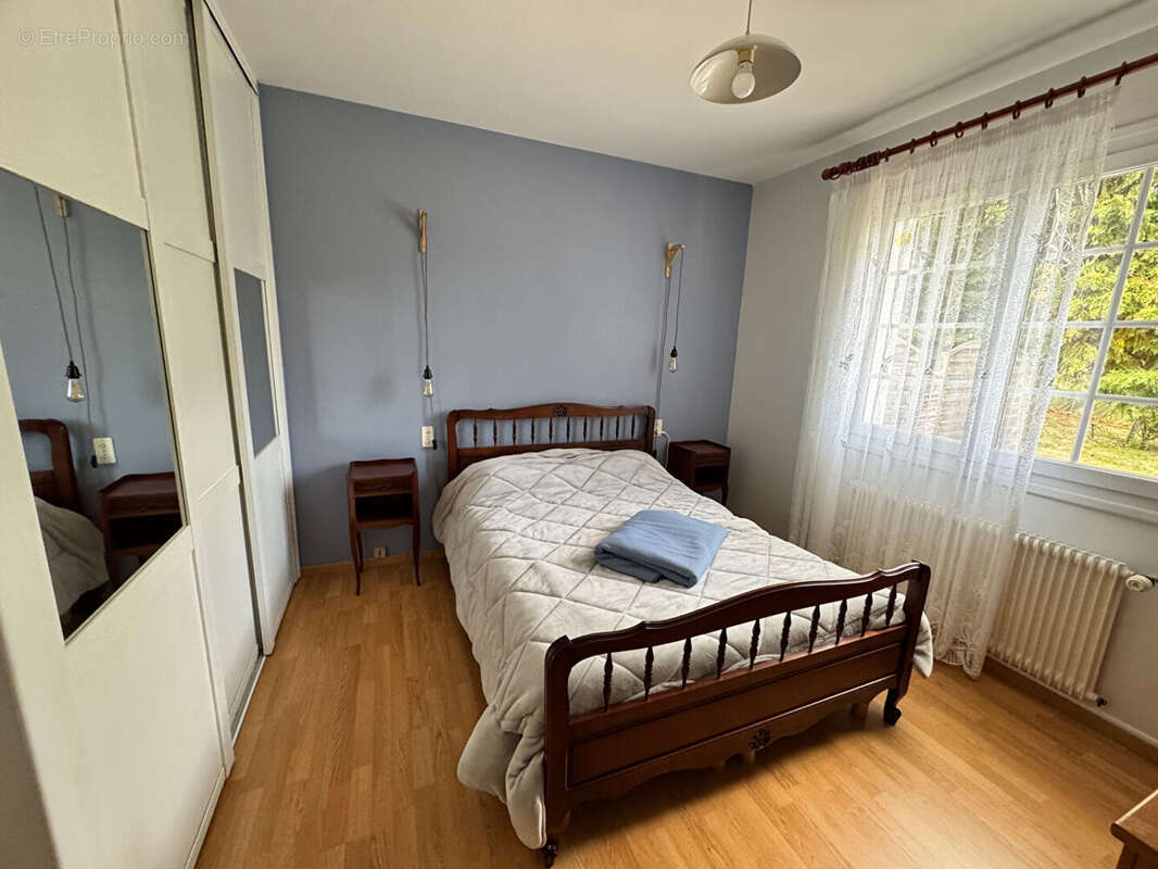 Maison à SAINT-JULIEN-DES-LANDES