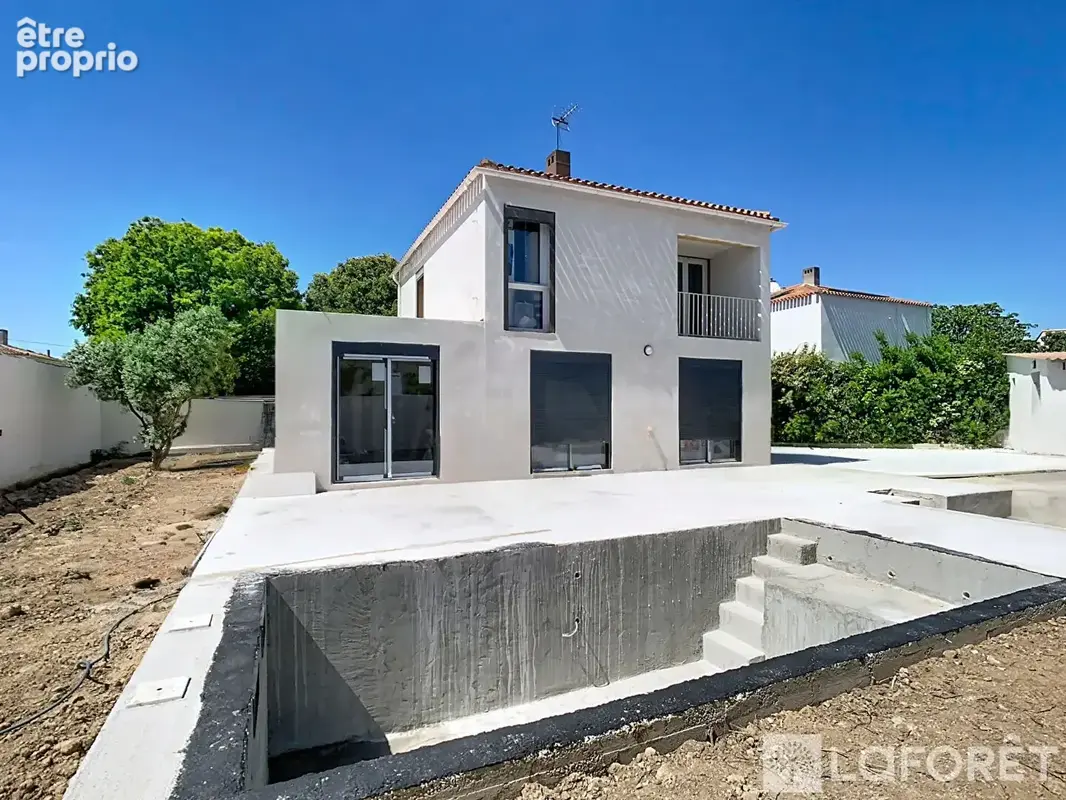 Maison Vitrolles 4 pièce(s) 132 m² - photo 3