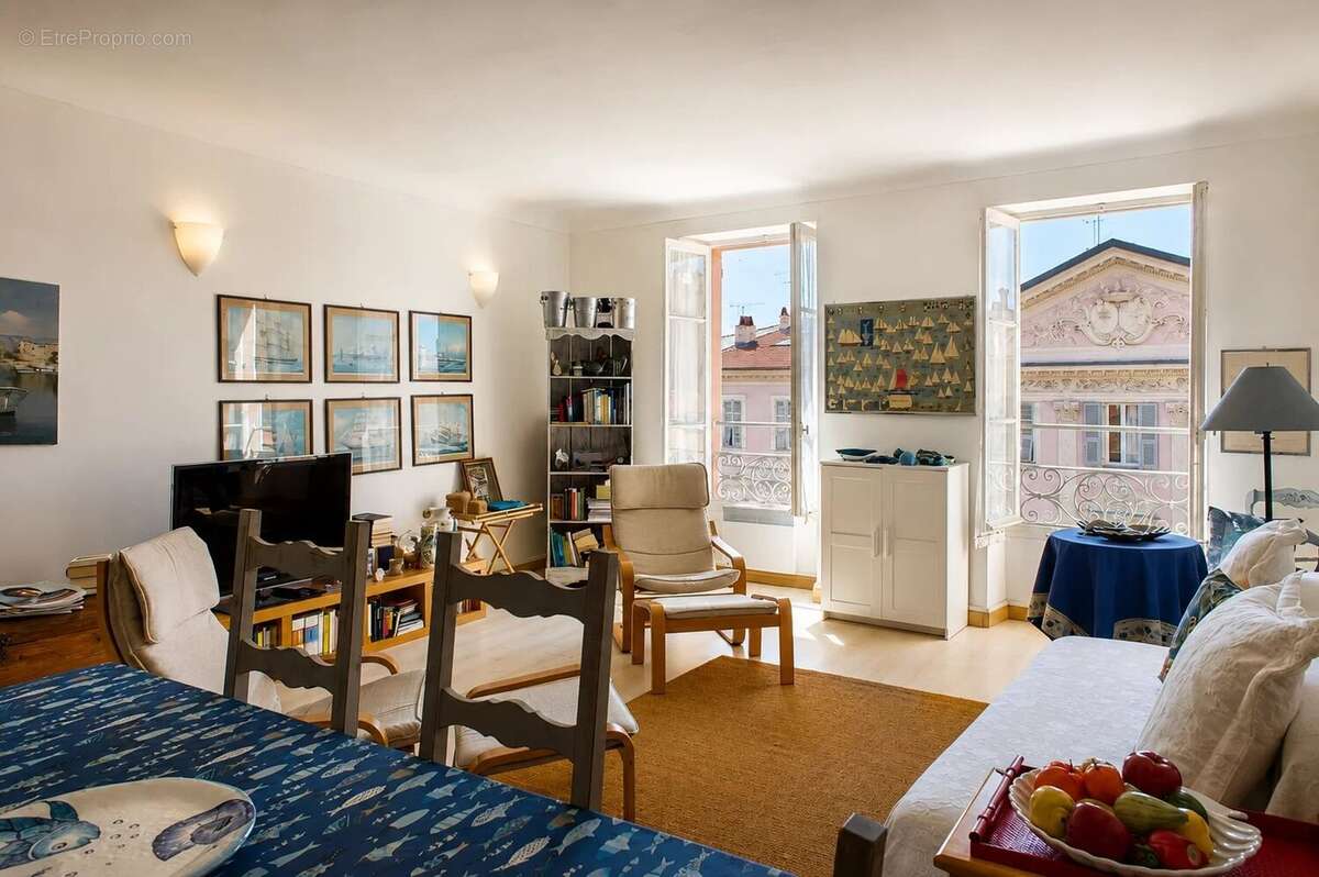 Appartement à MENTON