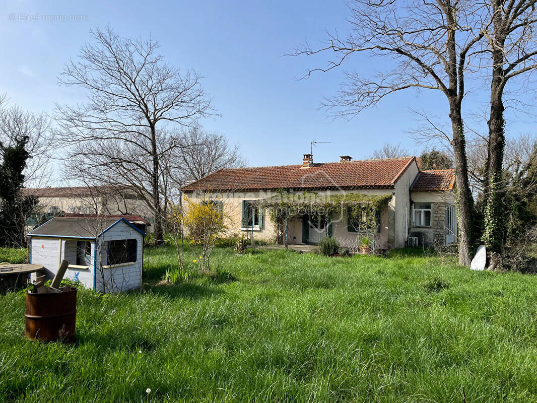 Maison à ALTHEN-DES-PALUDS