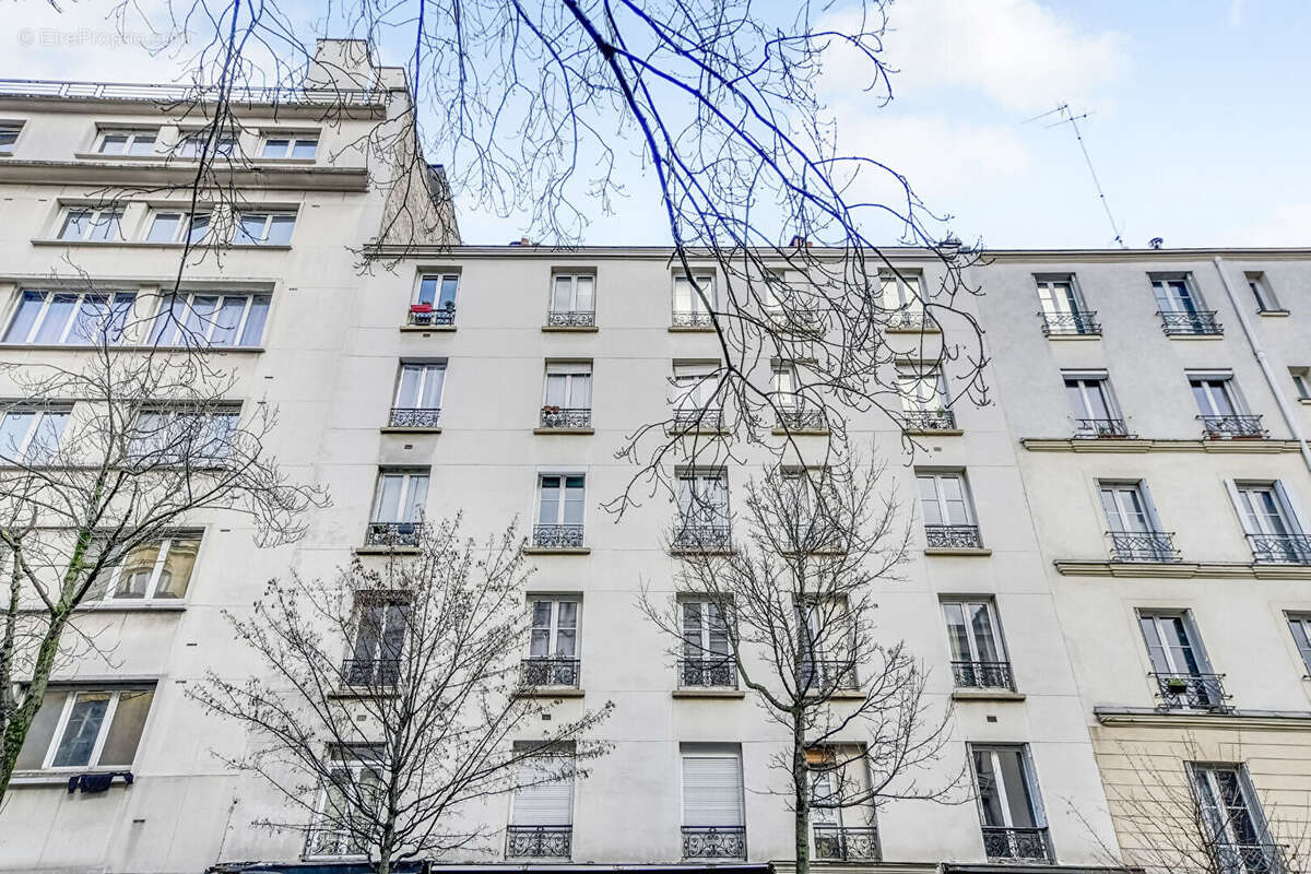 Appartement à PARIS-18E