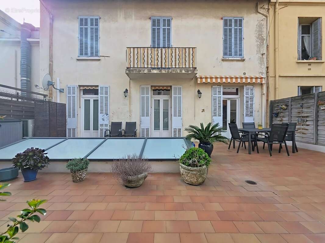 Appartement à CANNES