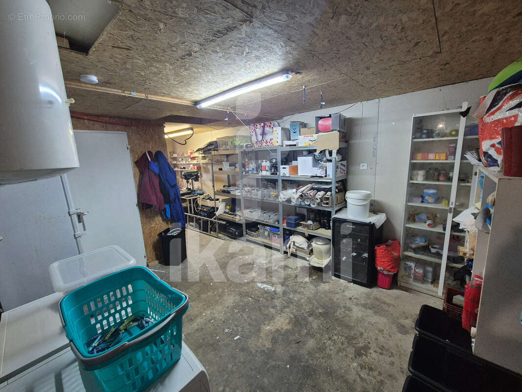 Maison à SAINT-DONAT-SUR-L&#039;HERBASSE