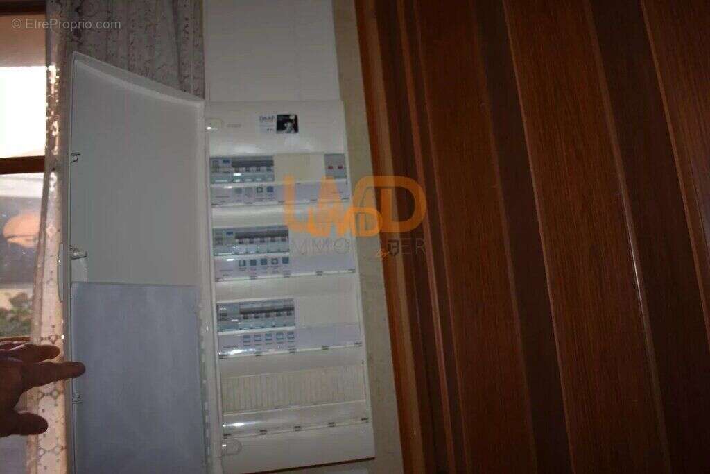 Maison à LIVINHAC-LE-HAUT