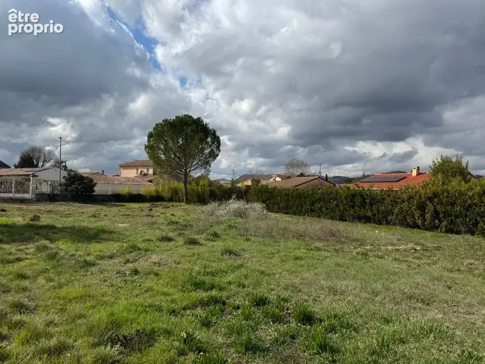 Photo Terrain à Oraison au prix de 125 000€