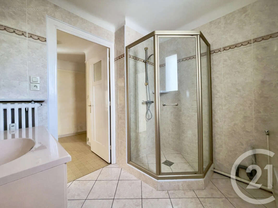 Appartement à VILLEURBANNE