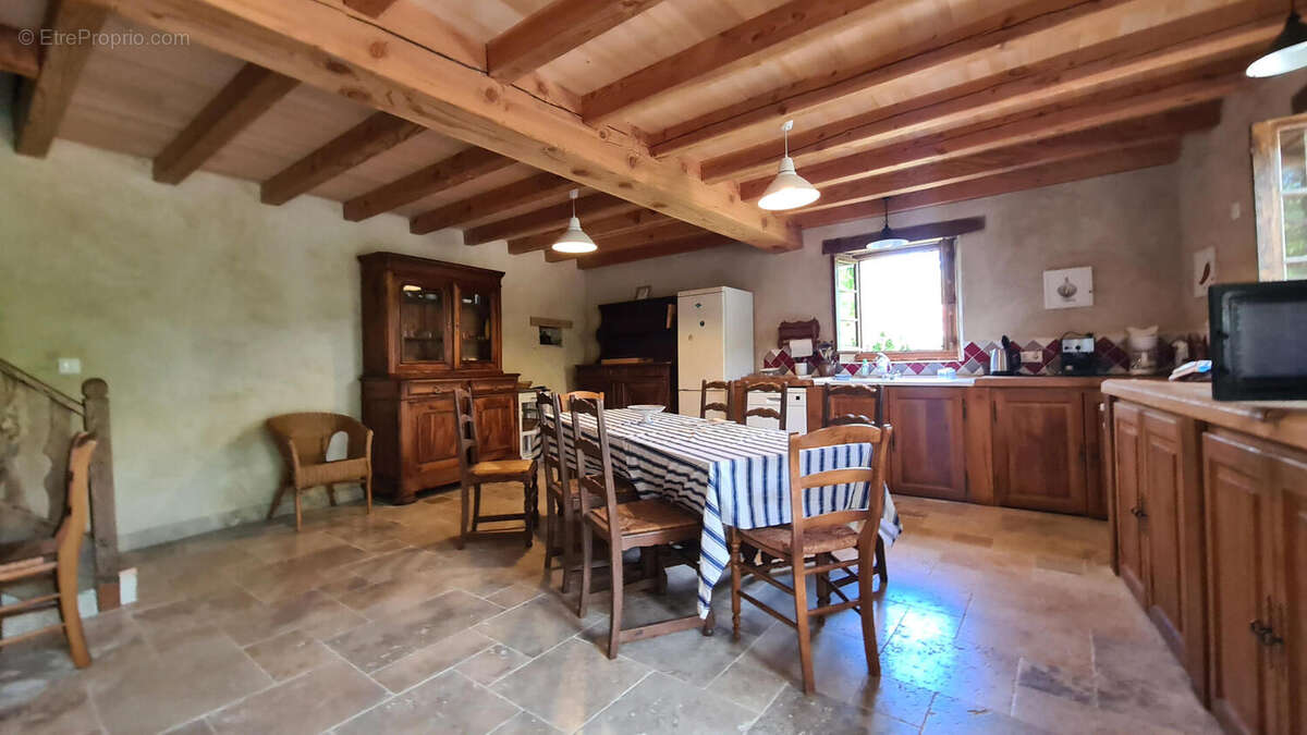 Charente property for sale with pool - Maison à AUBETERRE-SUR-DRONNE