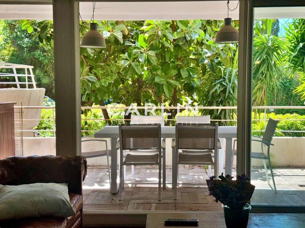 Appartement à SAINT-TROPEZ