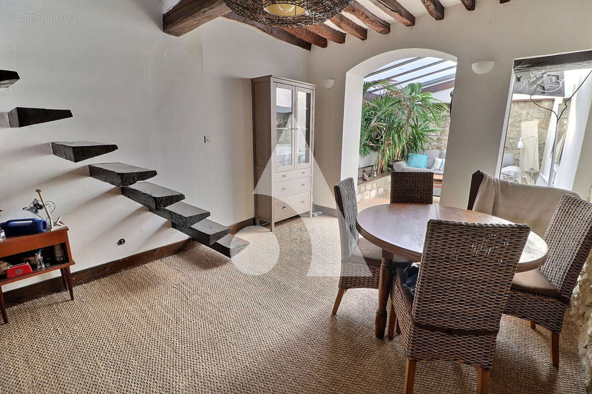 Appartement à PONTOISE