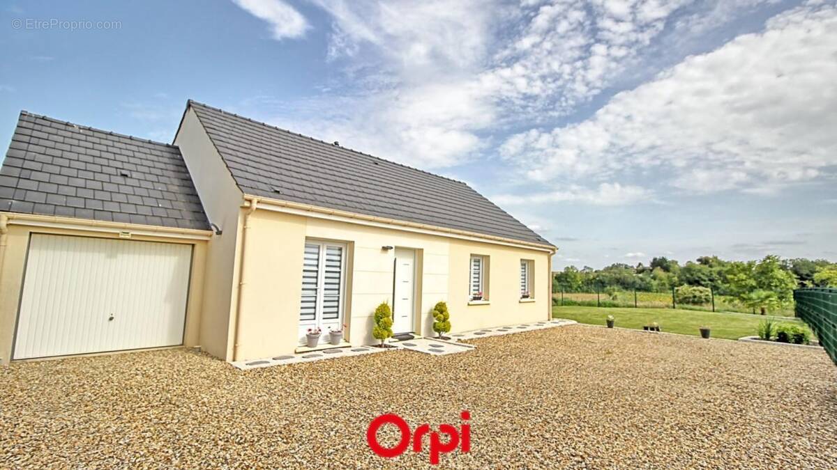 Maison à GRANDVILLERS-AUX-BOIS