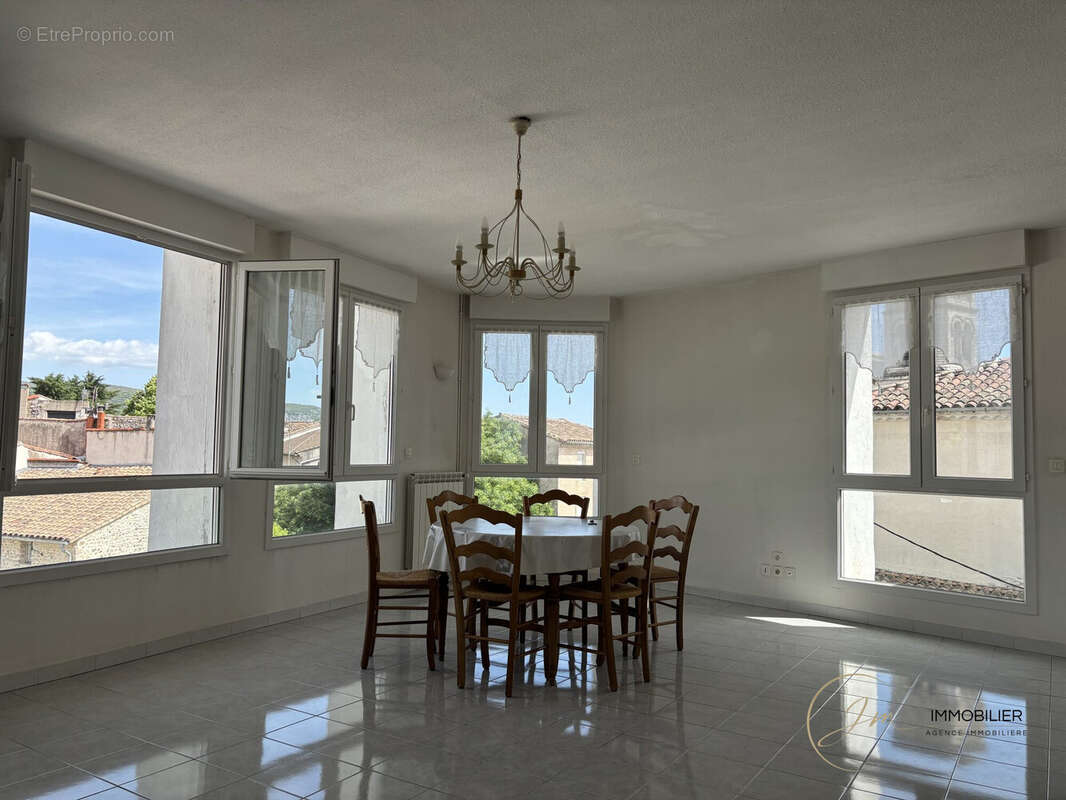 Appartement à GANGES