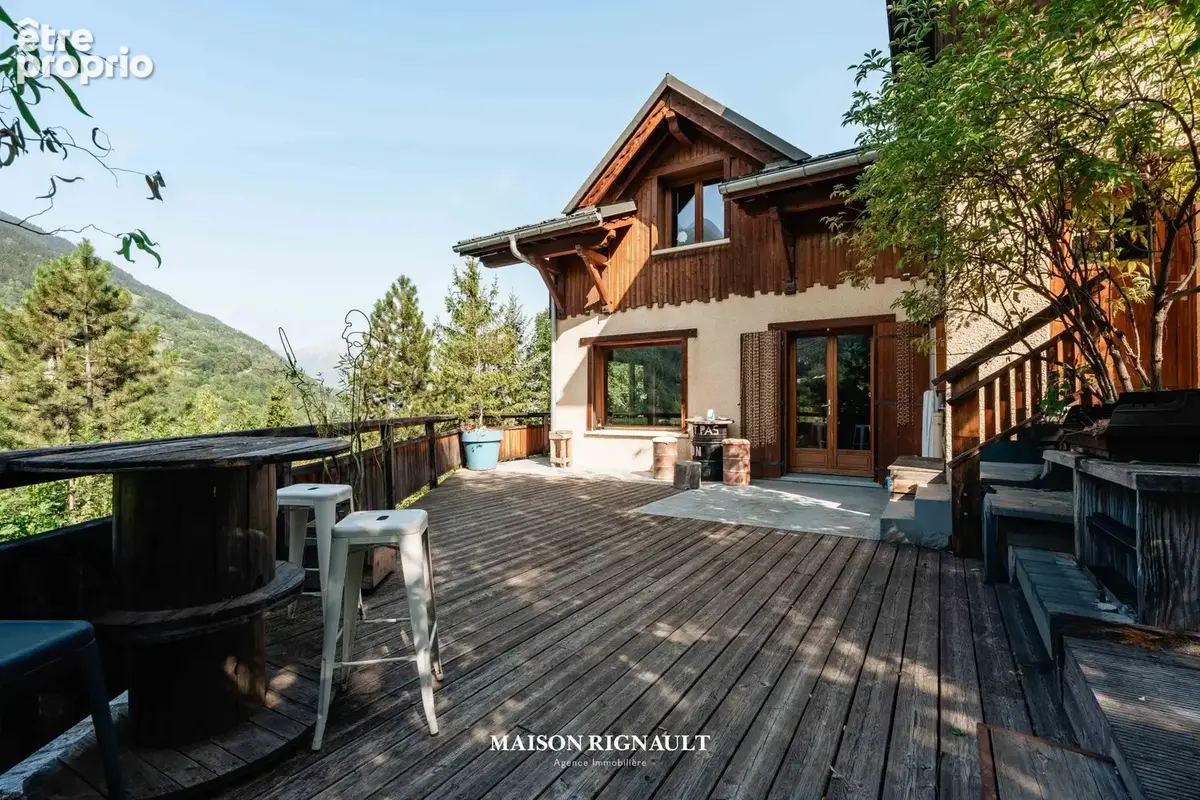 Maison 6 pièces 172 m² à vendre à Sainte-Foy-Tarentaise (73640) - photo 2