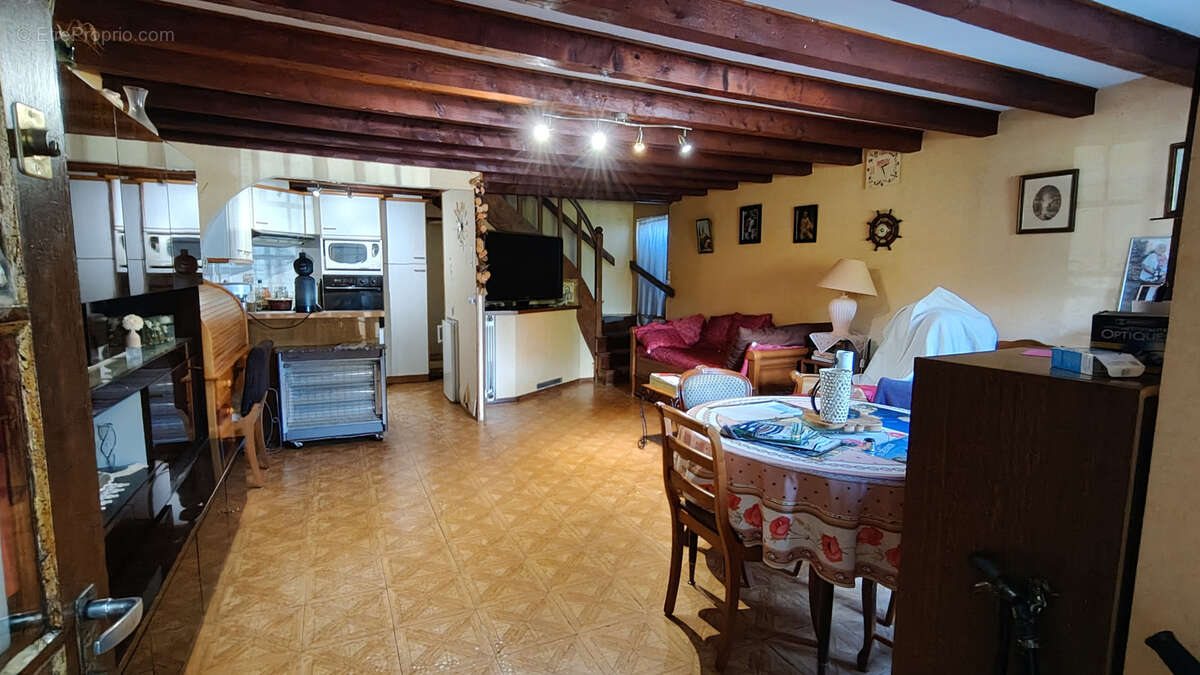 Maison à JOUEY