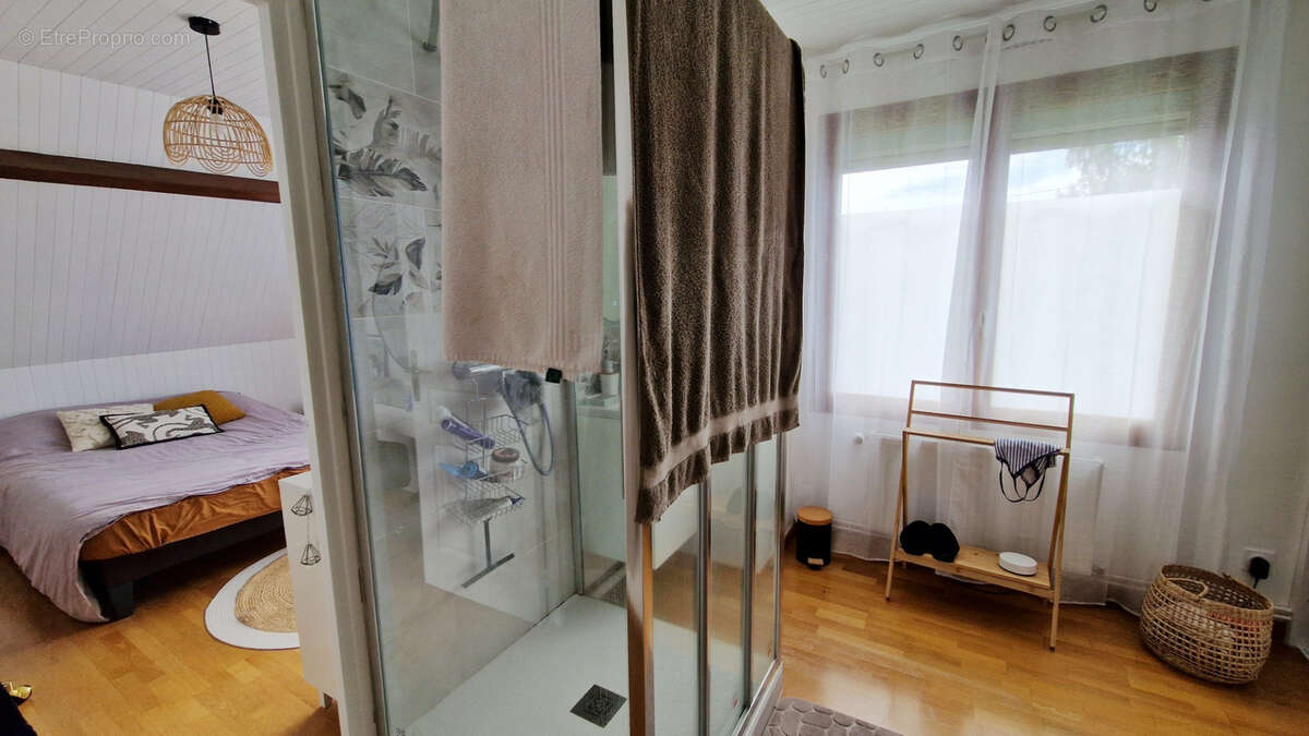 Maison à SAINT-NICOLAS-D'ALIERMONT