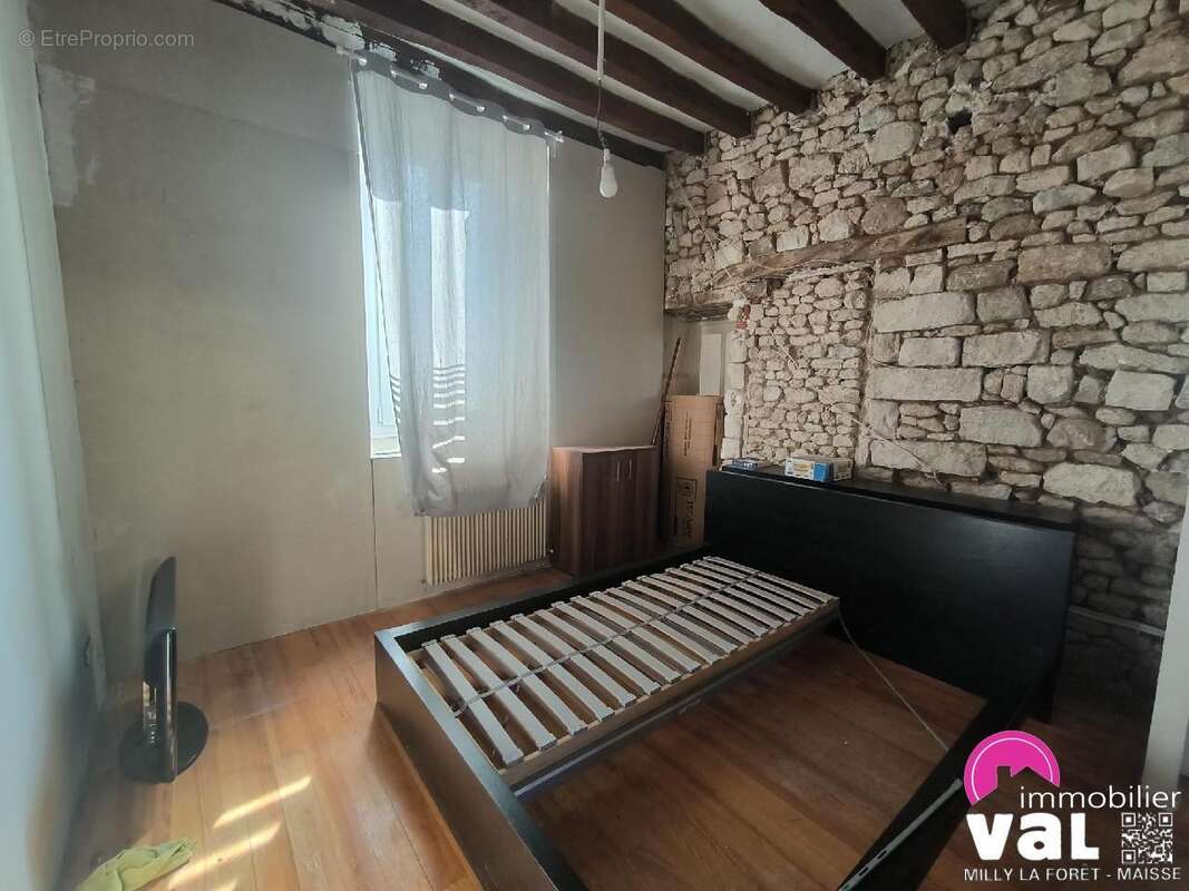 Maison à MILLY-LA-FORET