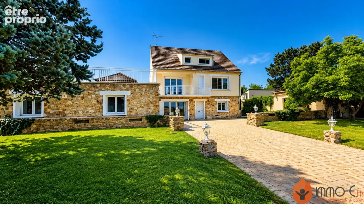 Maison 9 pièces 295 m² à vendre à Meaux (77100) - photo 2