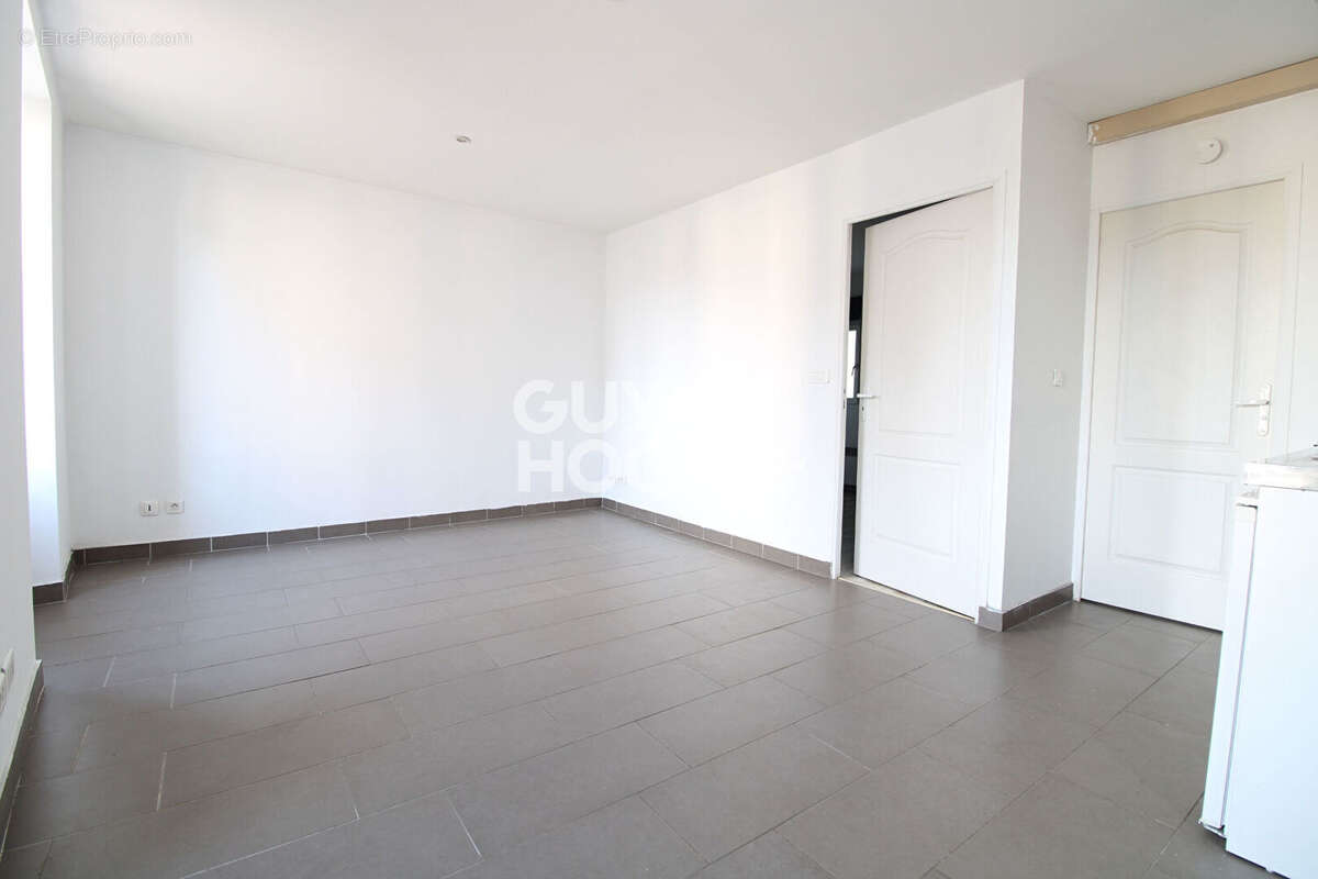 Appartement à BRIE-COMTE-ROBERT