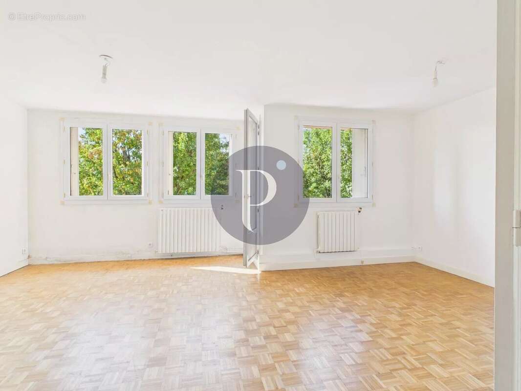 Appartement 4 pièces, dans résidence en cours de ravalement - photo 2