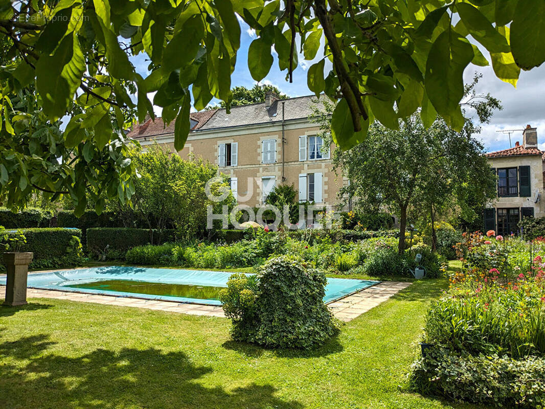 Maison à JAUNAY-CLAN