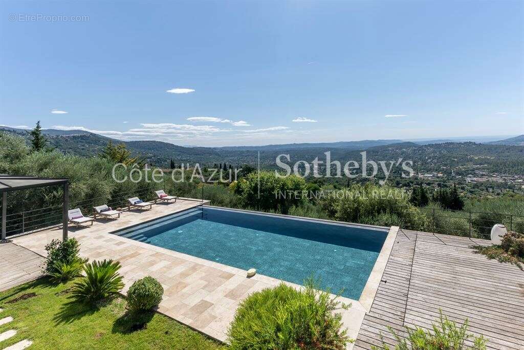 Le Tignet, villa rénovée vue mer panoramique, piscine à débordement et appartement - photo 4