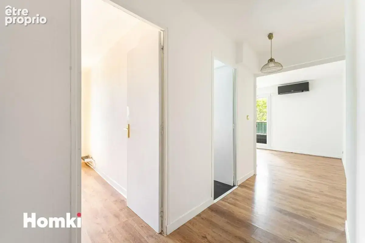 Appartement T3 de 57 m² à Aubagne 13400, Avenue de Garlaban - photo 5
