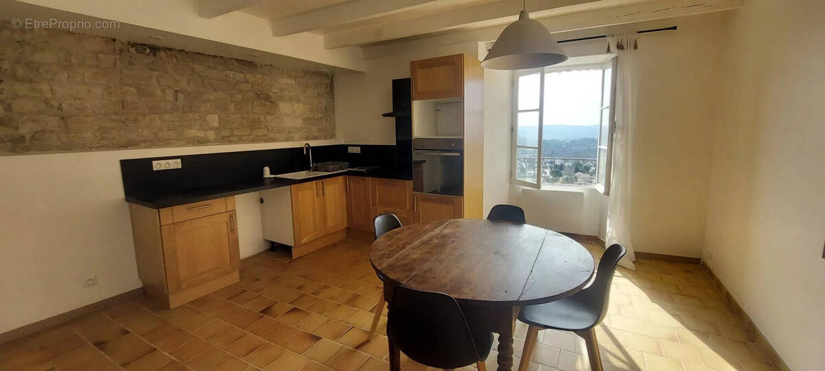 Maison à VEZENOBRES