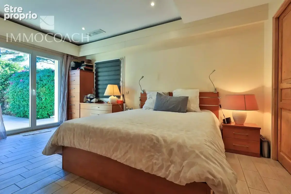 Charmante  villa conviviale  T4  de plain-pied avec piscine et jardin  à Saint Tropez - photo 15