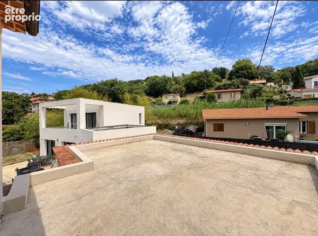 Cagnes-sur-mer / avenue de la gaude (06800) - vente appartement à rénover 98m2 avec terrasseu - photo 4