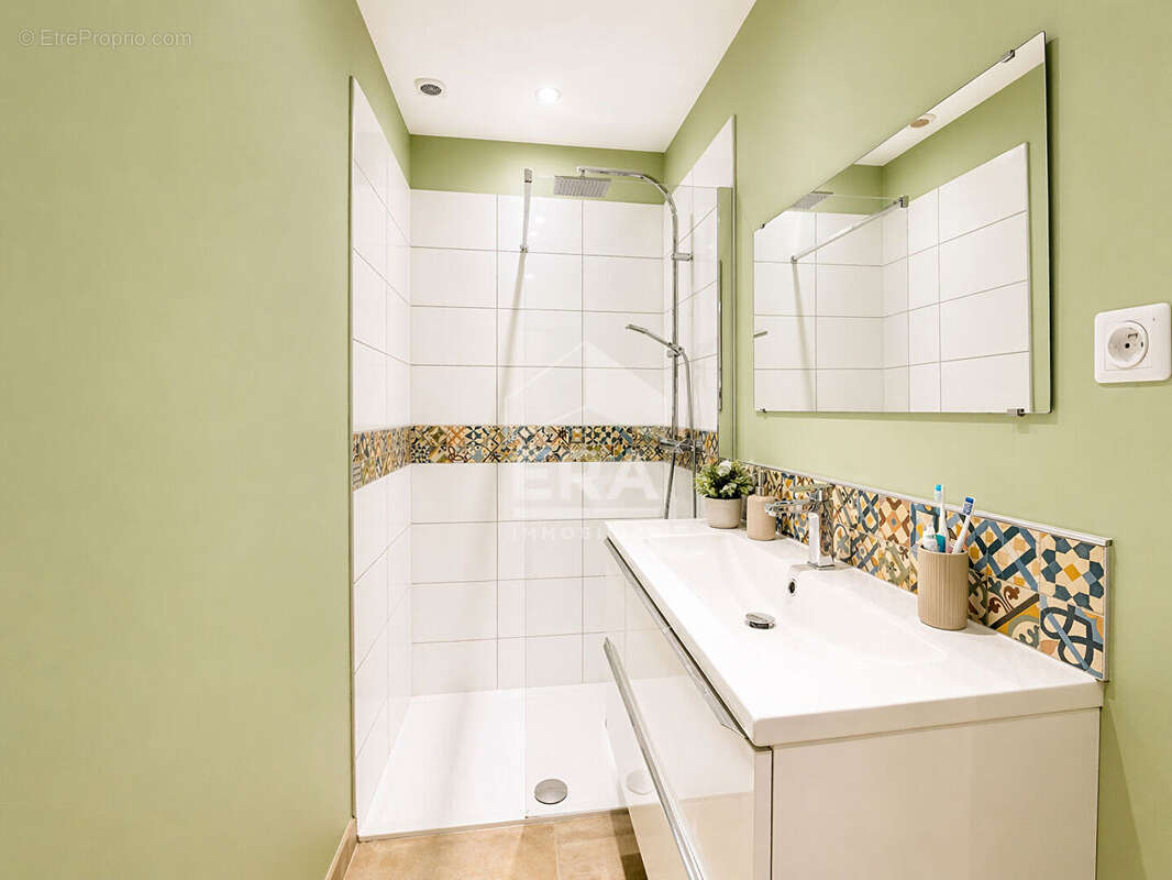 Appartement à LE CANNET