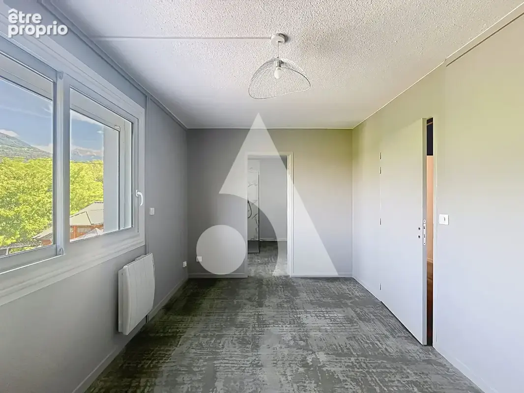 Duplex d'exception rénové avec jardin à Embrun - photo 4